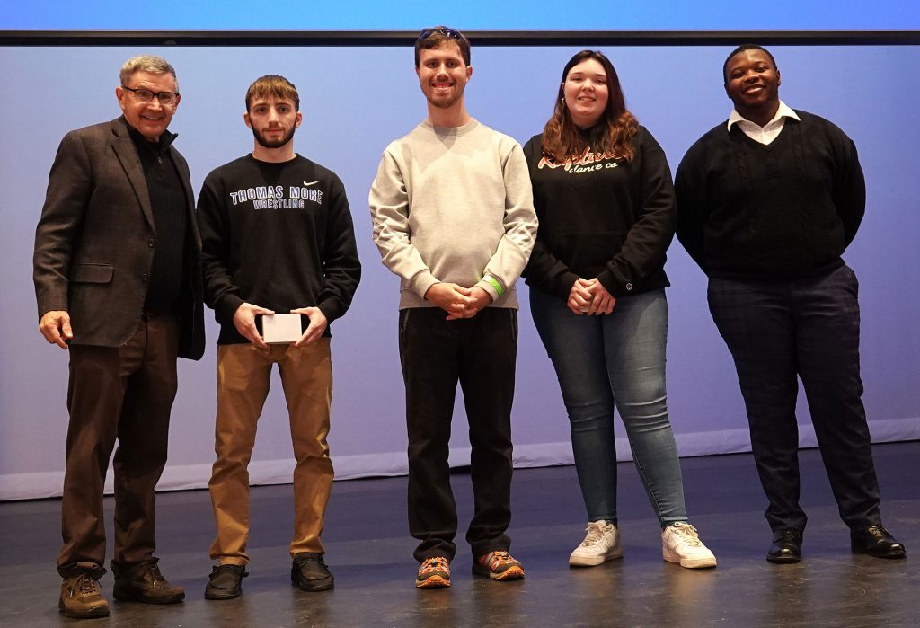 Tom Talks Gordon Award Winners were Trevor Wilcox and Grace Cuadle. Here they are pictured with Professor Oldfield (left), Gordon Huston (center) and Rea Seele (right).