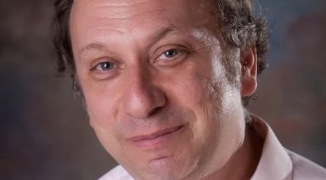 Professor Malcolm Robinson Featured on WalletHub