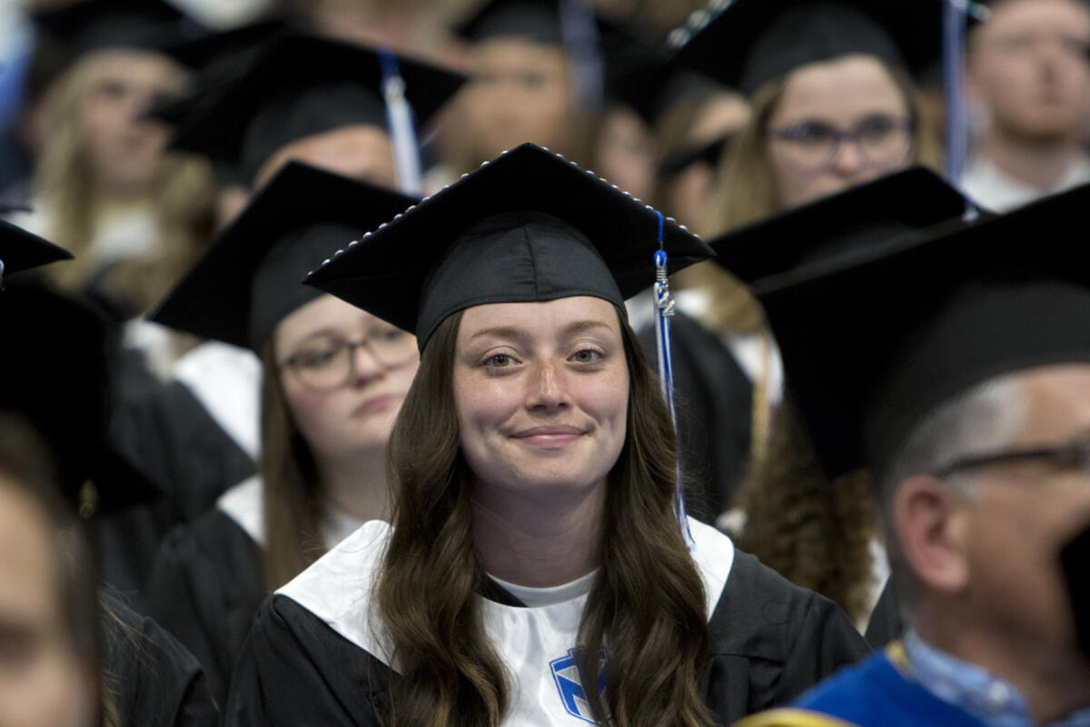 TMUgrad 051422  © Bruce Crippen