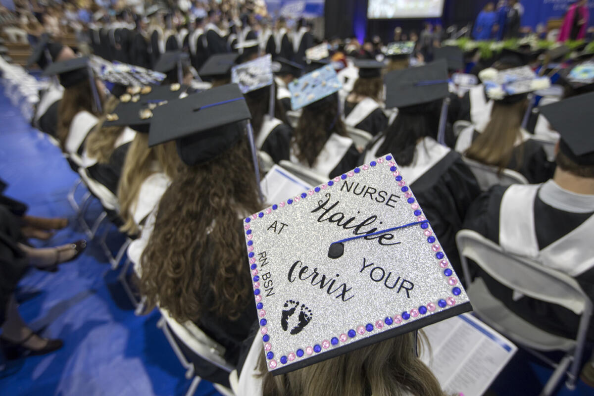 TMUgrad 051422  © Bruce Crippen