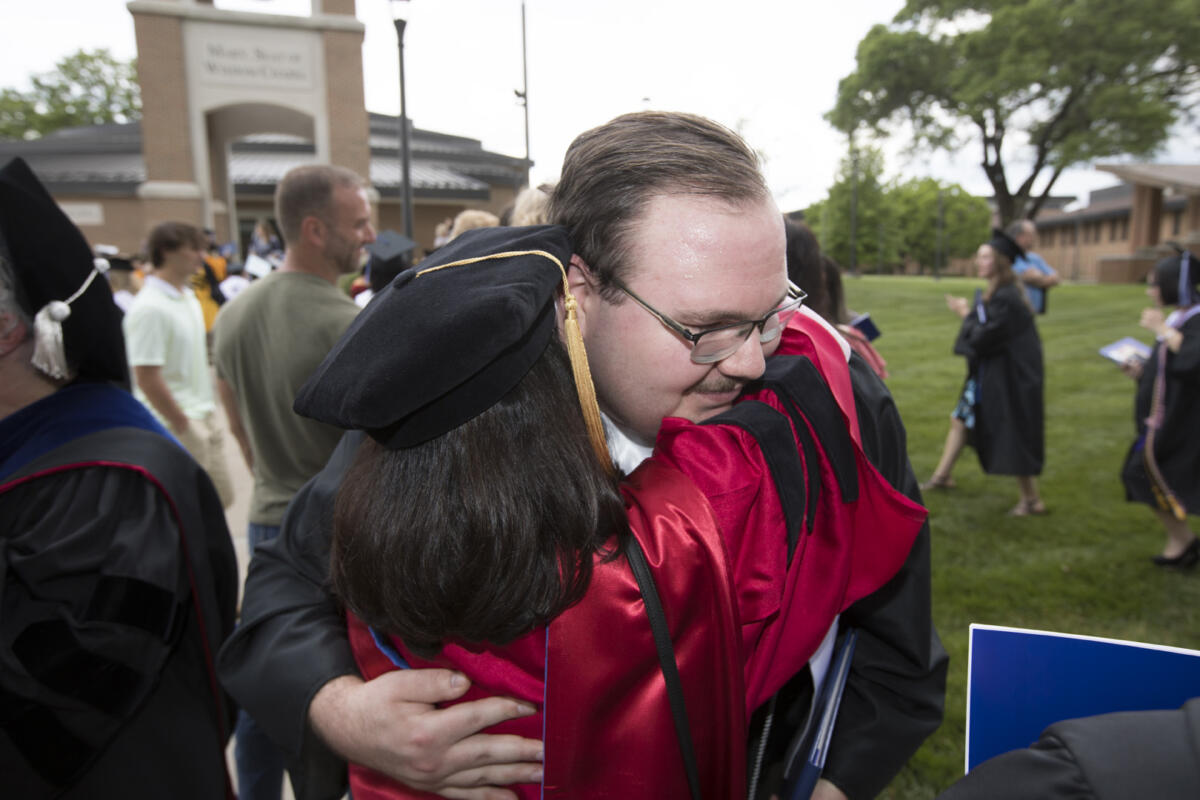 TMUgrad 051422  © Bruce Crippen