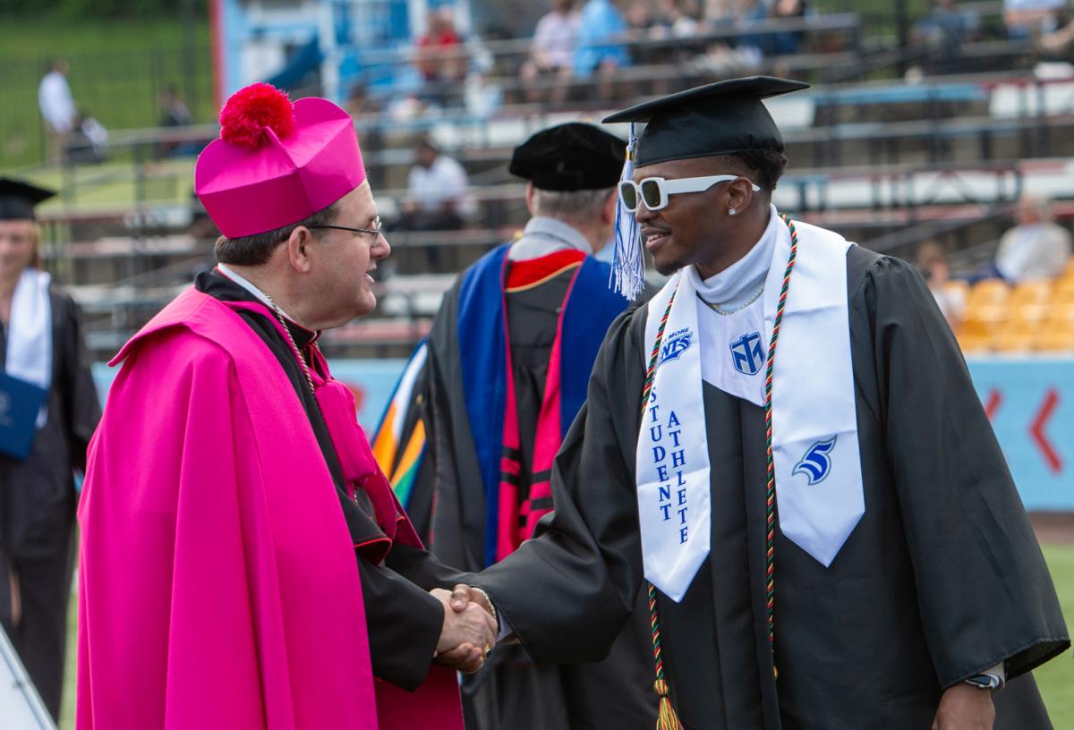 TMUgrad 051725 © Bruce Crippen Photography