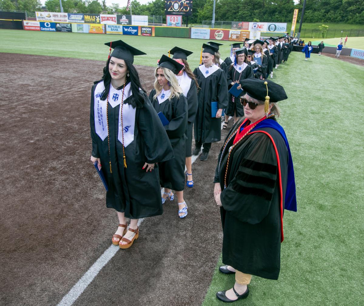 TMUgrad 051725 © Bruce Crippen Photography