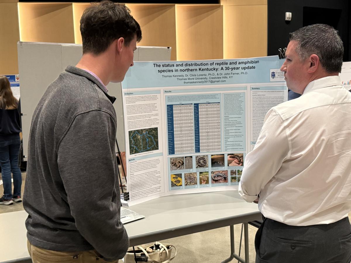 Students present their research at the 2025 Research Forum