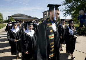 TMUgrad 051422  © Bruce Crippen