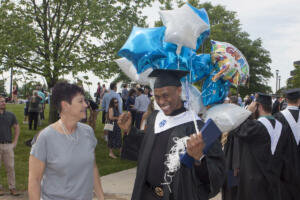 TMUgrad 051422  © Bruce Crippen